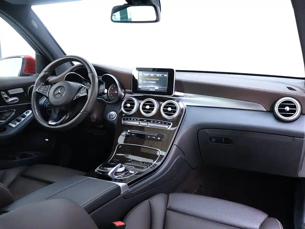 Mercedes-Benz GLC 2016 GLC 260 4MATIC Dynamic фото 19