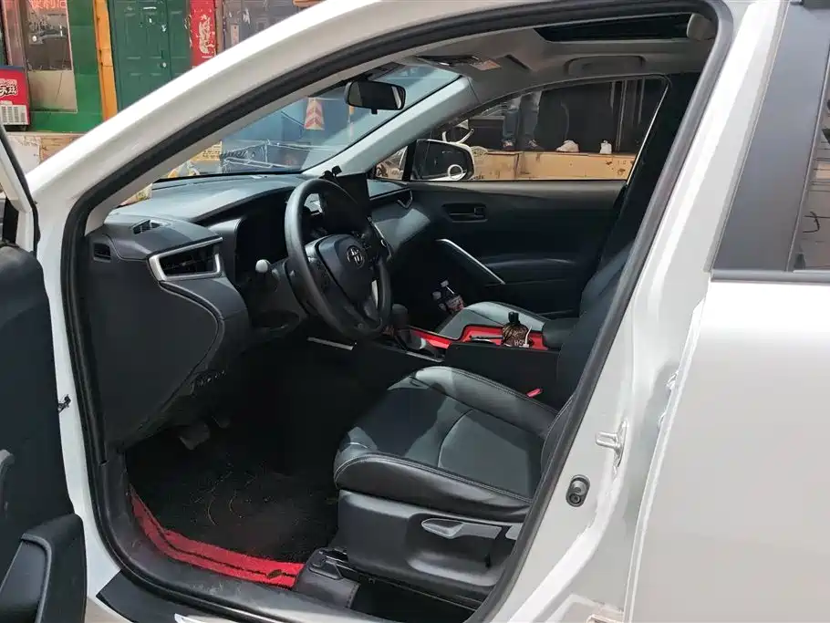 Toyota Corolla Cross 2024 2.0L Elite Edition фото 9