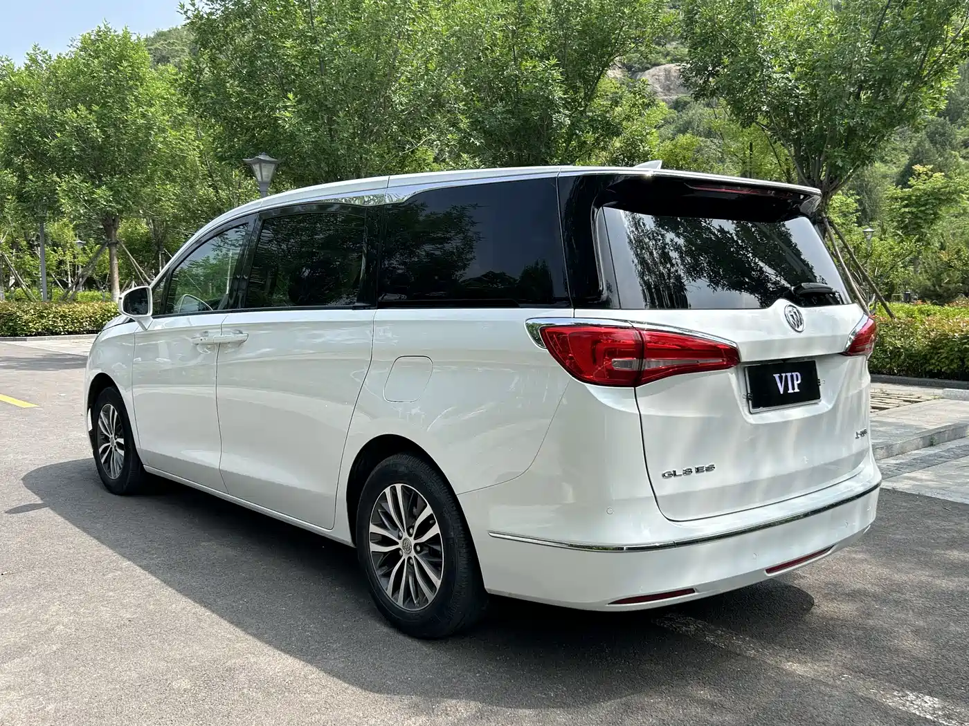 Buick GL8 2018 ES 28T Luxury Type China VI фото 12