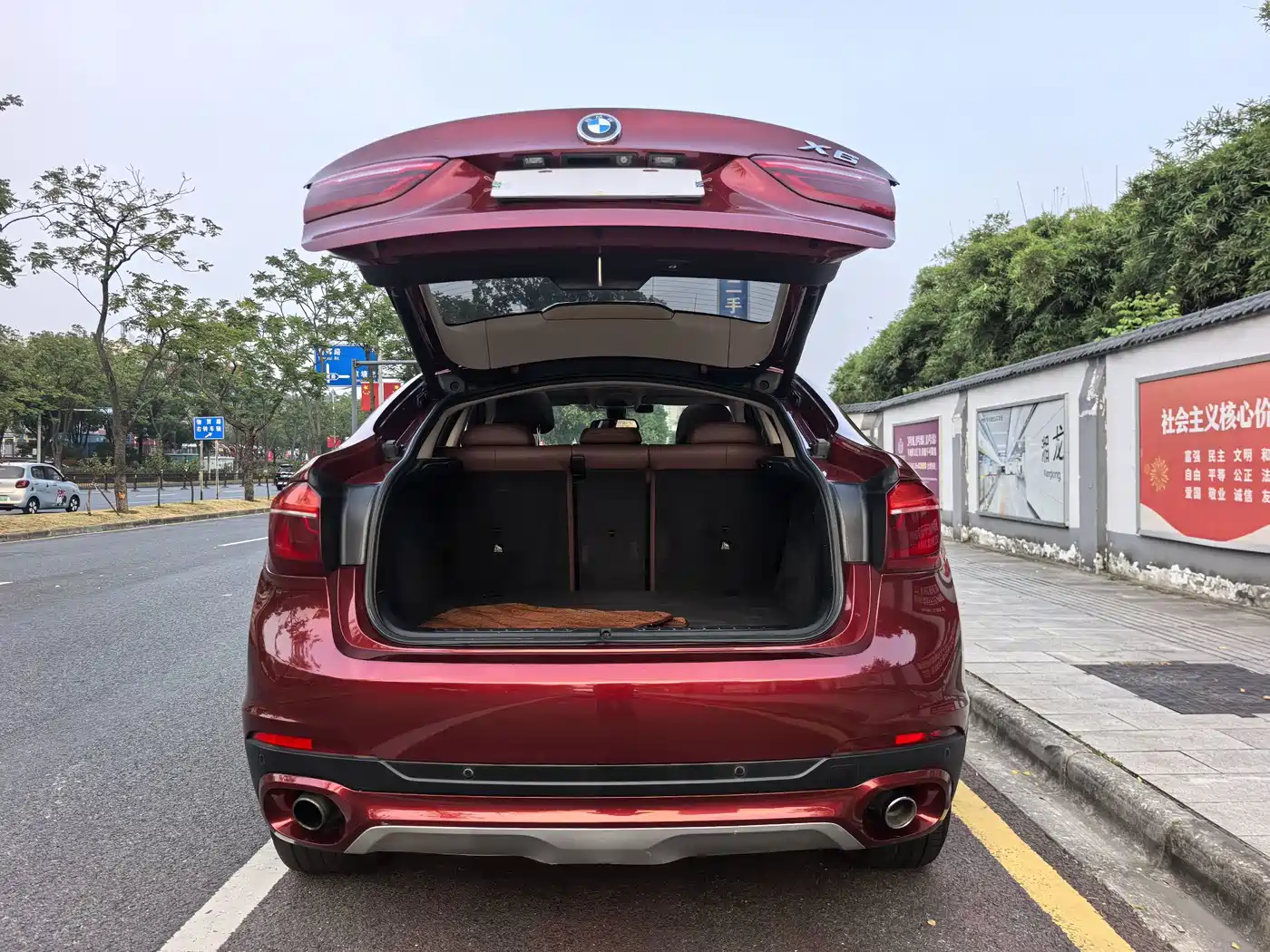 Фото 17 - BMW X6