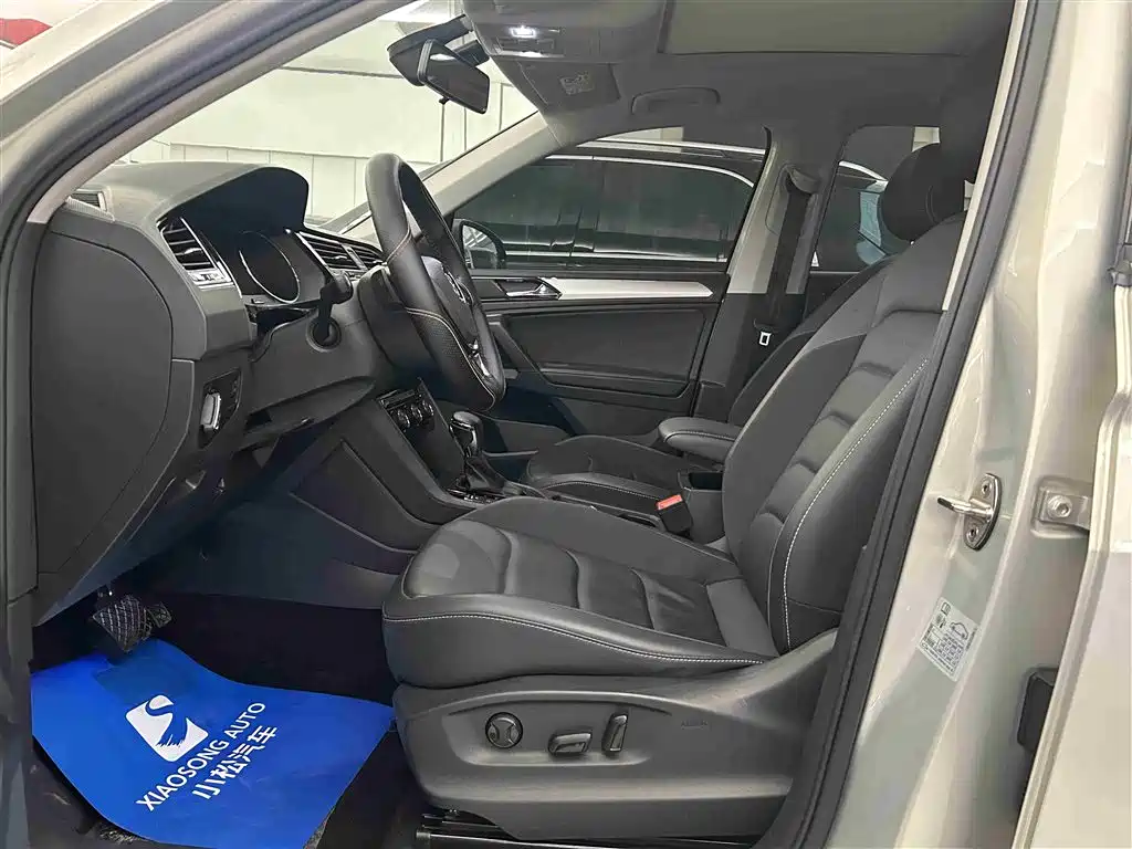 Volkswagen Tiguan L 2019 330TSI Auto 2WD Panorama Comfort Edition China V фото 7