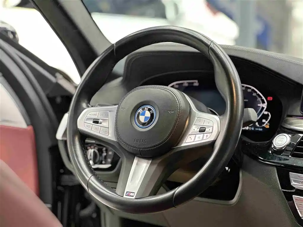 BMW 5 Series New Energy 2022 Model Second Facelift 535Le M Sport Package фото 11