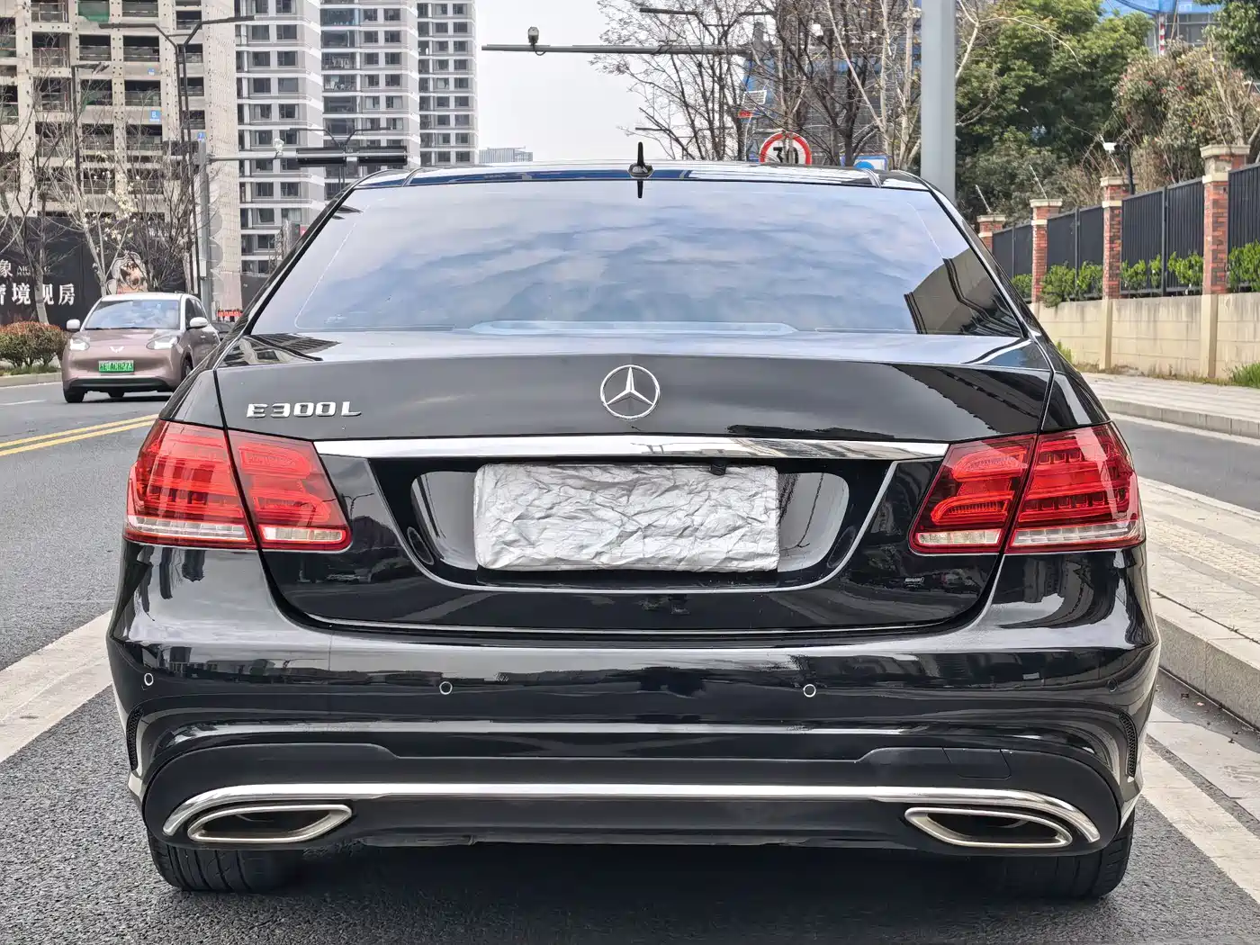 Mercedes-Benz E-Class 2015 E 260 L Sport Fashion фото 13