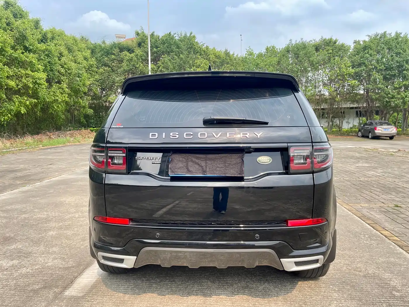 Land Rover Discovery Sport 2023 249PS R-Dynamic SE Performance Technology Version фото 12