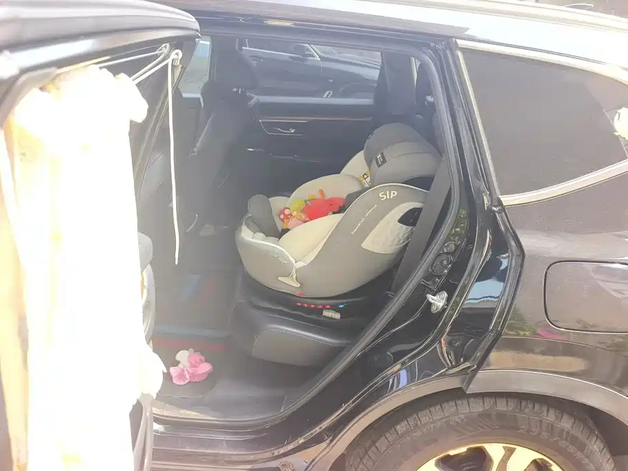 Фото 11 - Honda CR-V