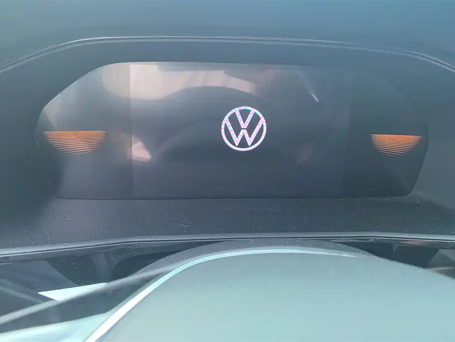 Volkswagen Lavida 2021 1.5L Auto Comfort Edition фото 14