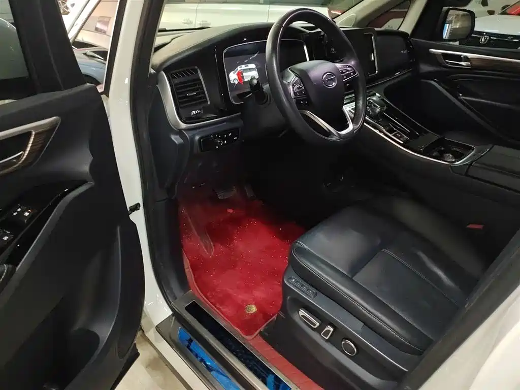 GAC Trumpchi Trumpchi M8 2021 Leading Show Series 390T Ultimate Edition фото 13