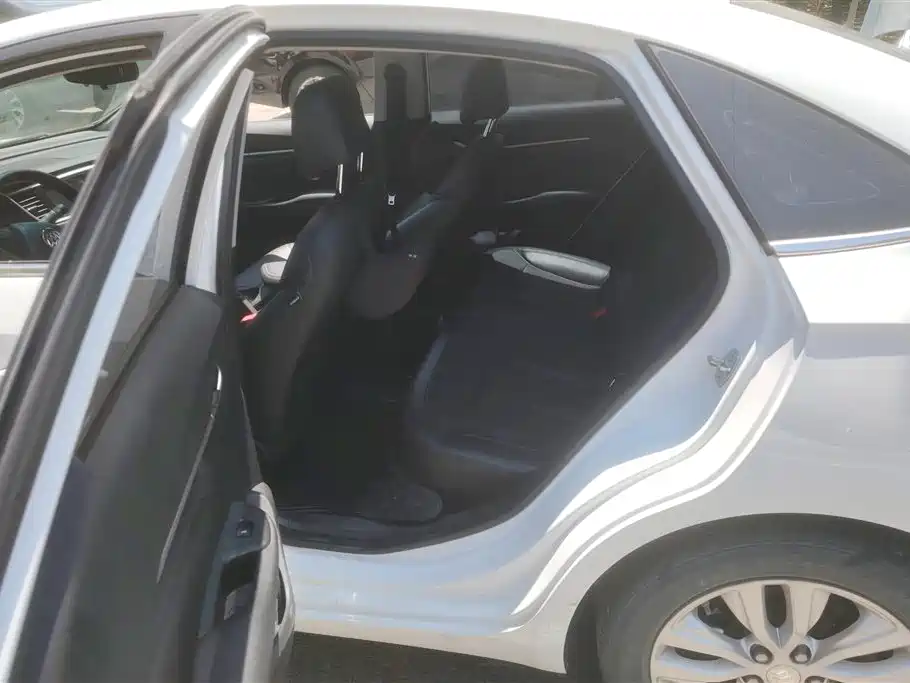 Buick Excelle 2021 Facelift Exemplar 1.5L Auto Elite фото 11