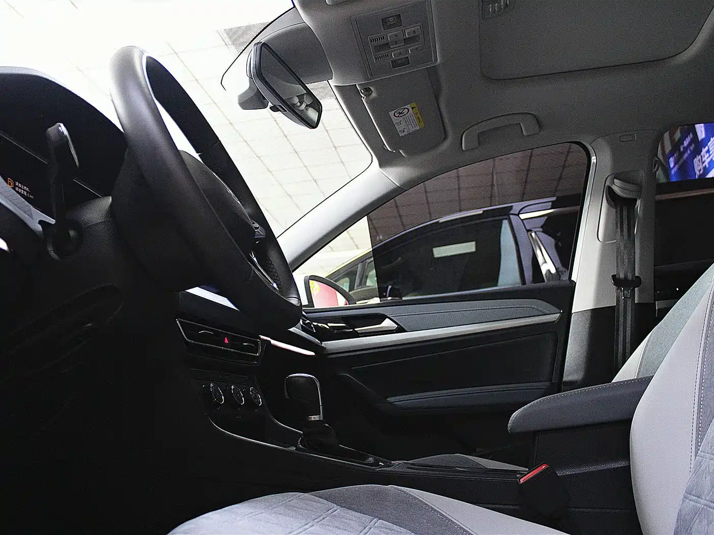 Volkswagen Lavida, миниатюра 6