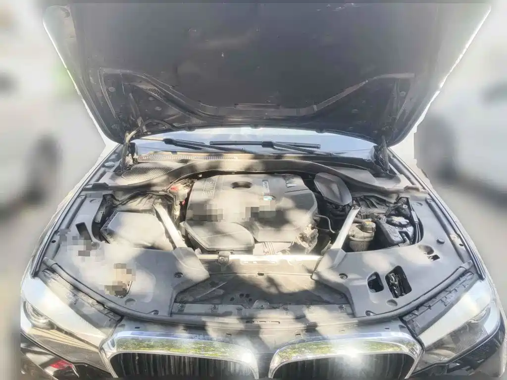 BMW 5 Series, миниатюра 3