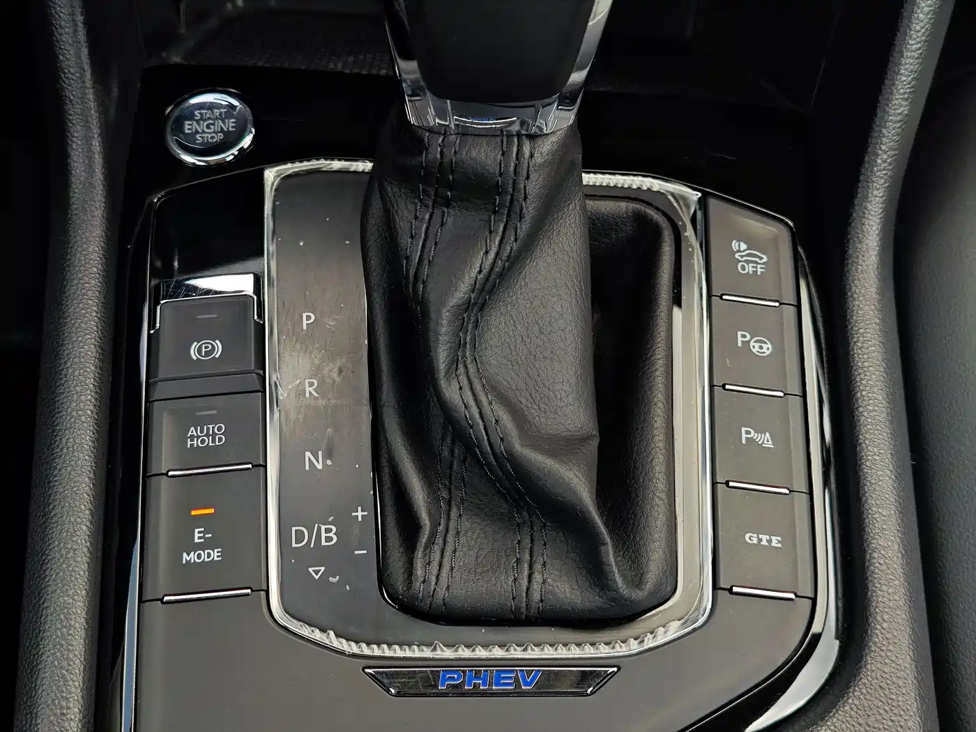 VOLKSWAGEN TIGUAN L NEW ENERGY