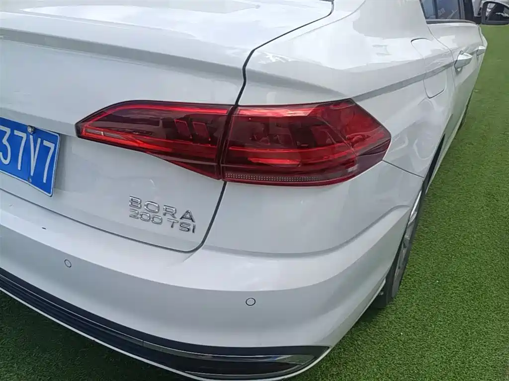 Volkswagen Bora 2024 200TSI DSG Smooth Ride Edition фото 8