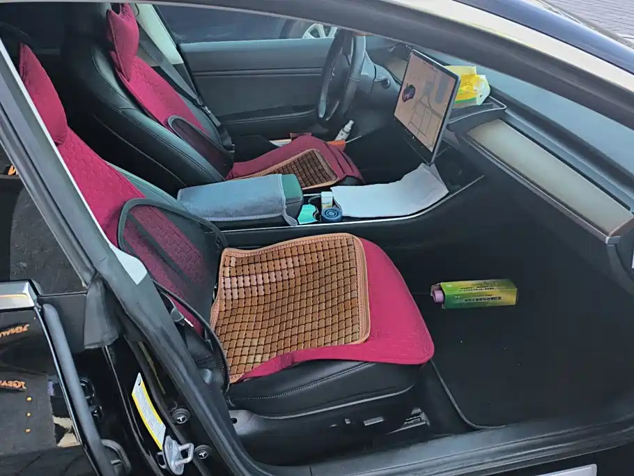 Tesla Model 3 (Import) 2019 2019 Long Range All-Wheel Drive Edition