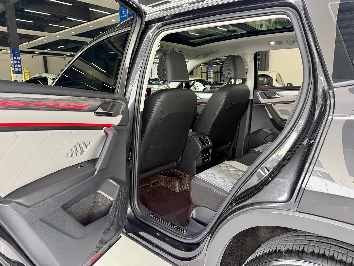 Volkswagen Tayron 2023 280TSI 2WD Luxury Plus Advanced Edition фото 5