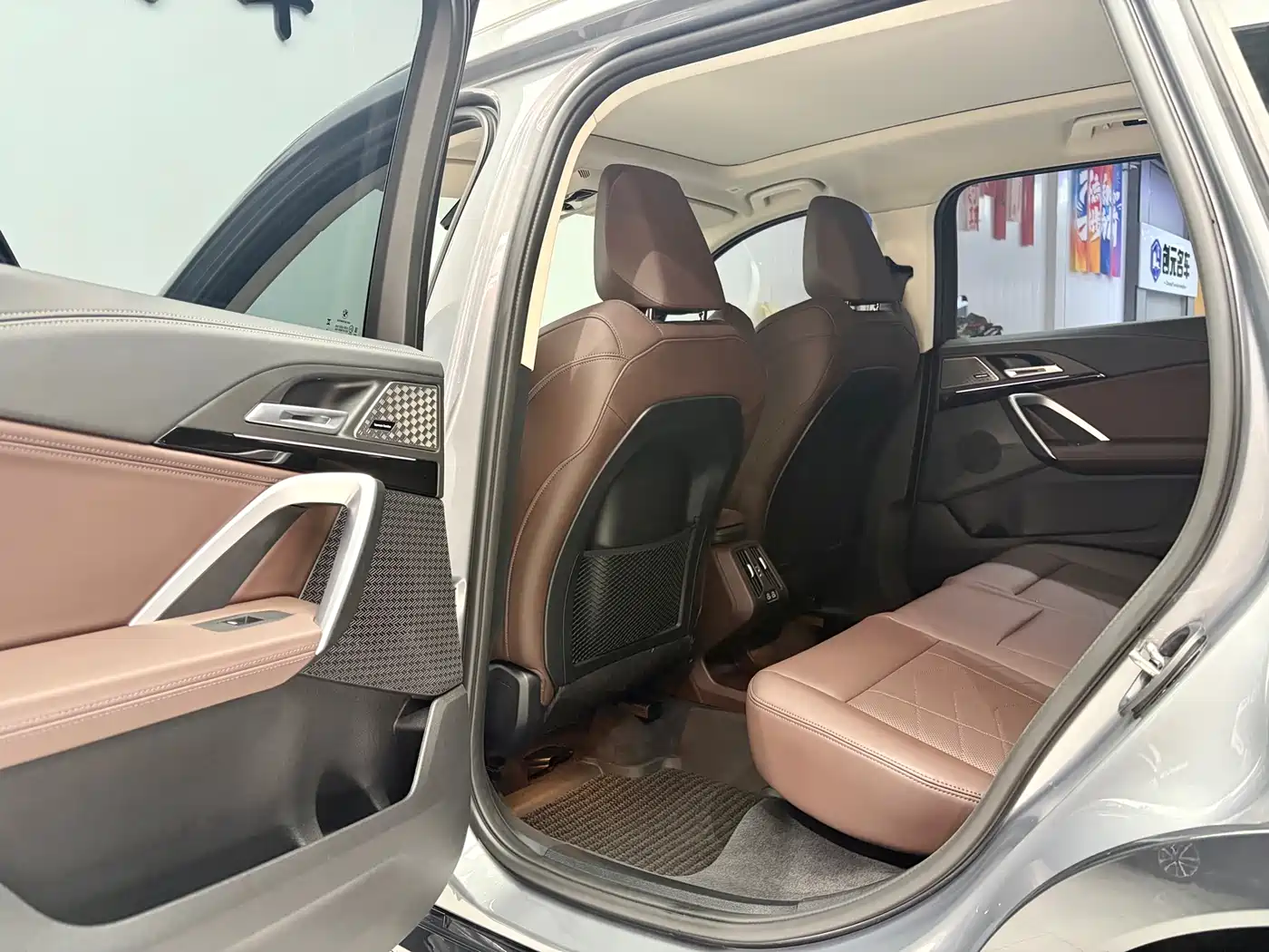 BMW X1 2024 sDrive25Li X Design Package фото 8