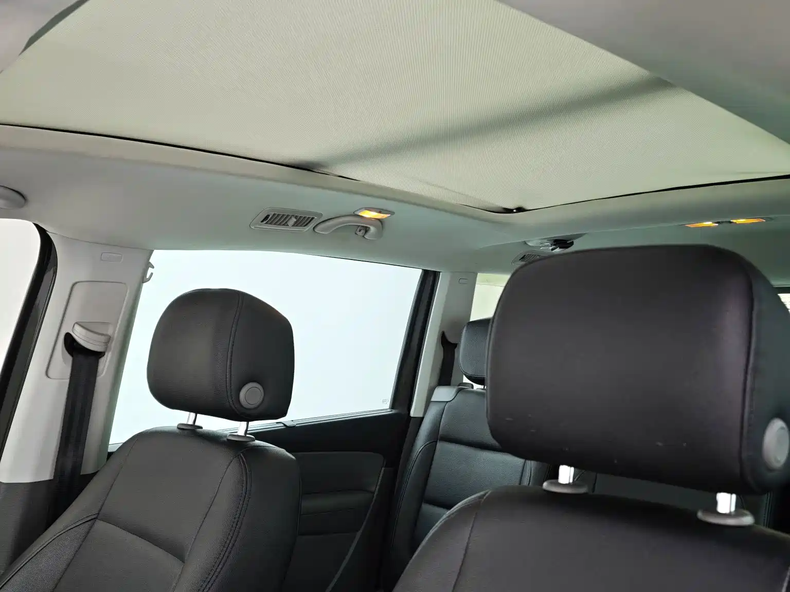 Фото 12 - Volkswagen Sharan