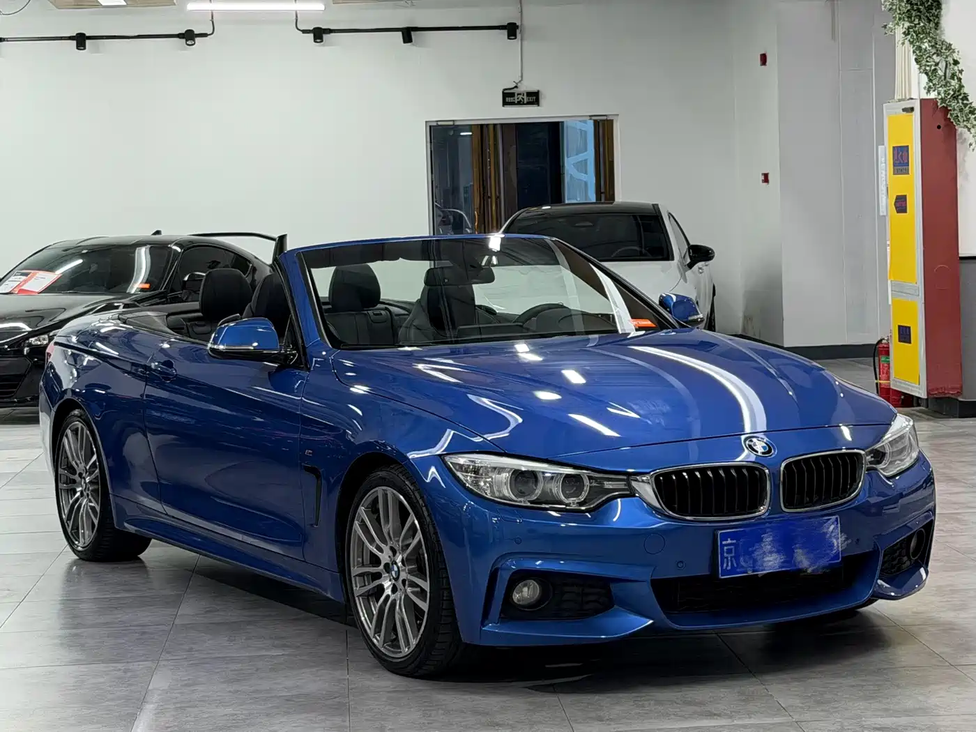 Photo 3 - BMW 4 Series