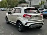 Фото 7 - Geely Vision X3