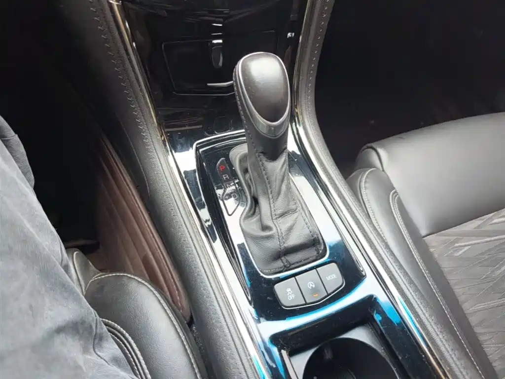Cadillac ATS-L 2017 28T Technology фото 14