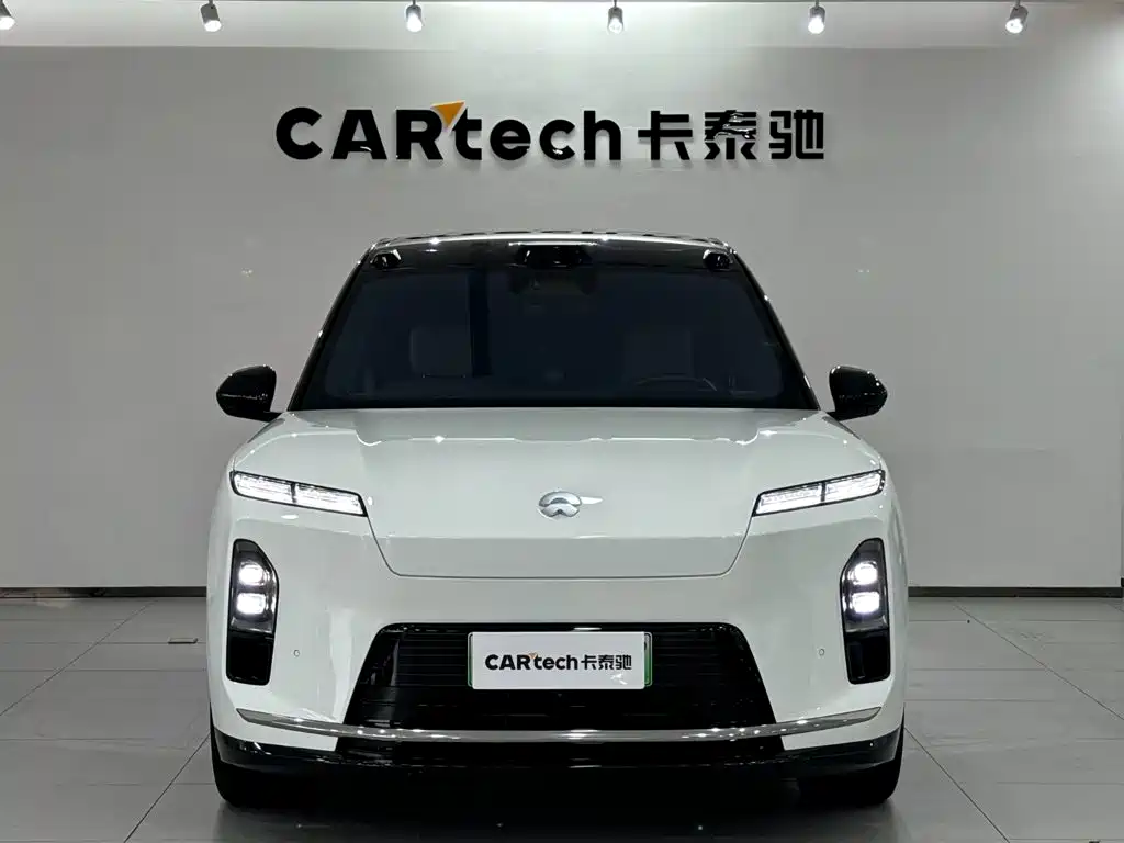 NIO ES8 2026 2025 Model 6-Seat Executive Luxury Edition