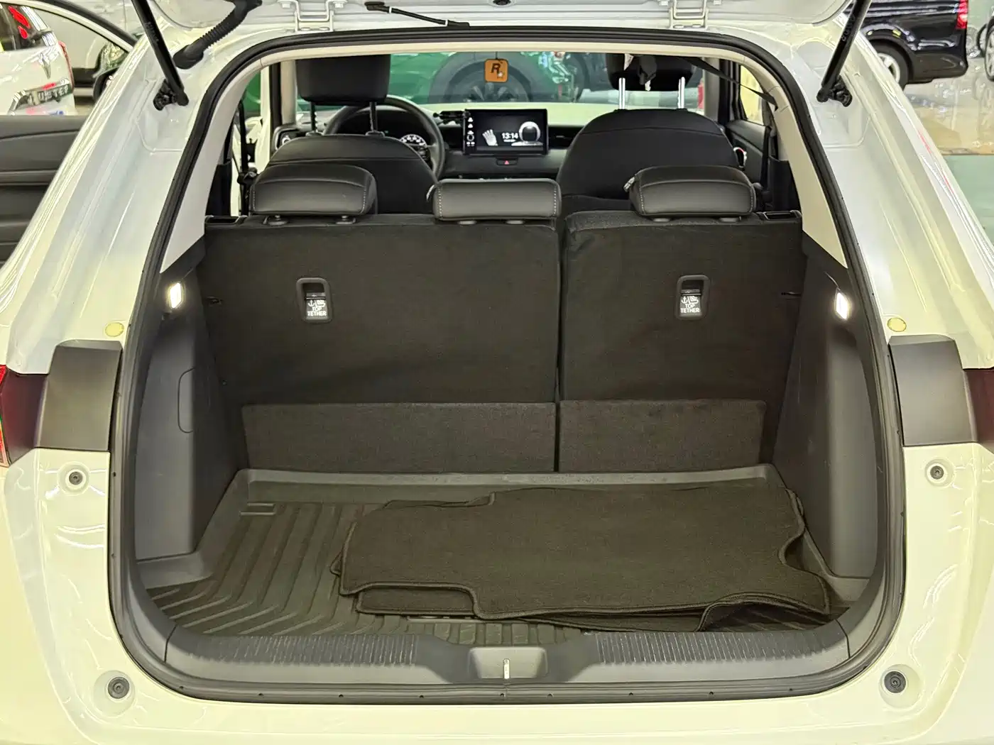 Honda Vezel 2023 2023 1.5L CVT Pioneer Edition