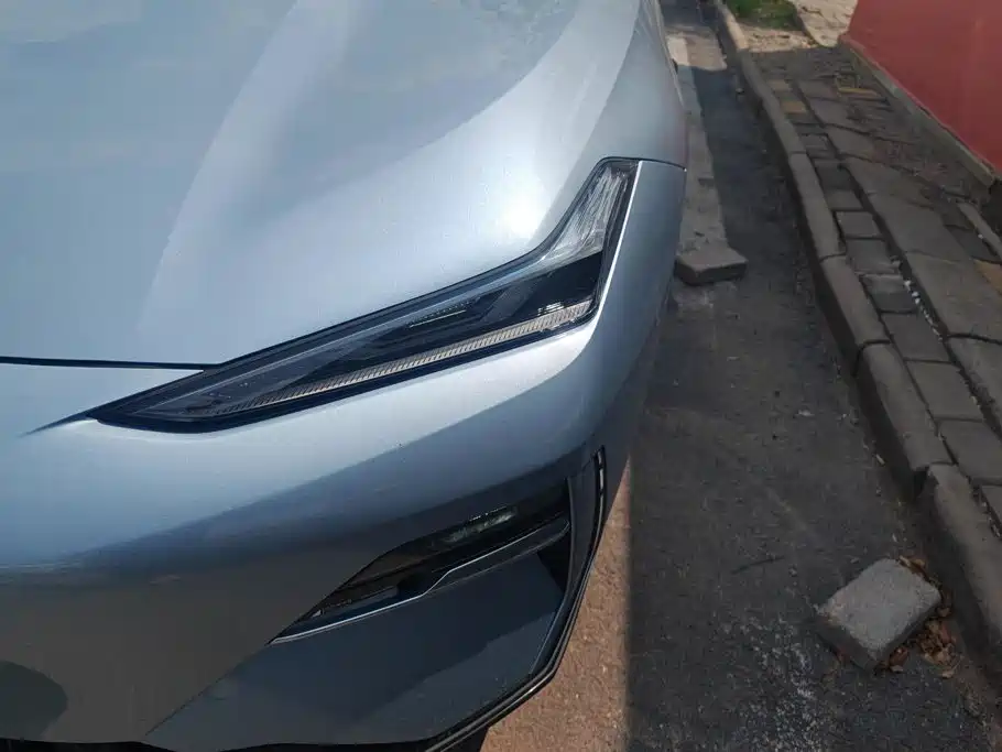Geely Galaxy Galaxy E8 2025 2025 700km Long Voyage Smart Drive Edition