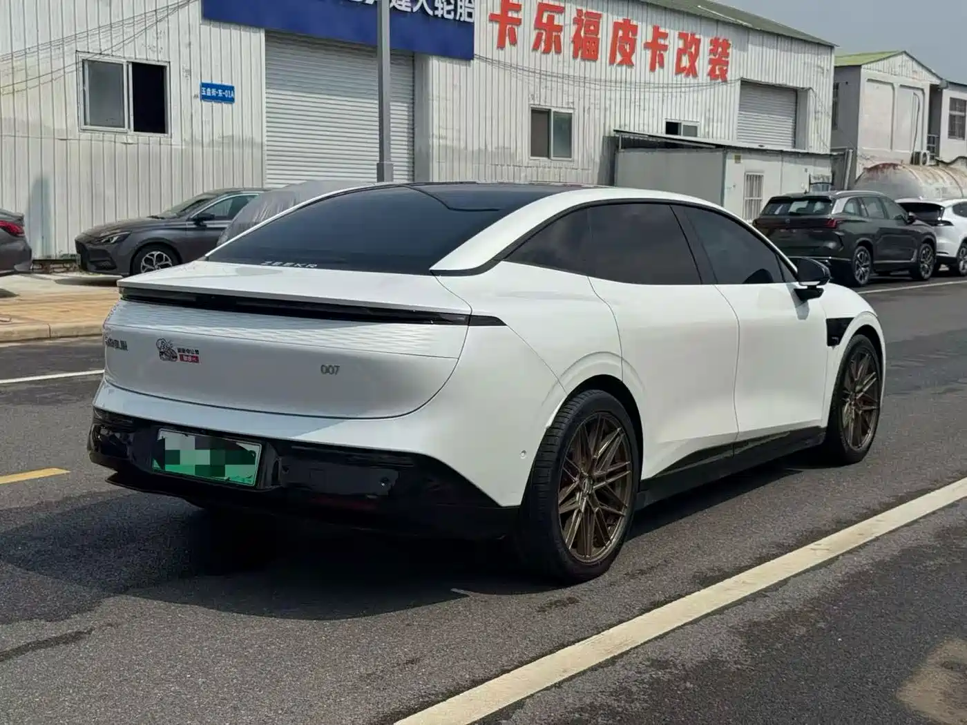 ZEEKR 007 2024 2024 AWD Edition 75kWh