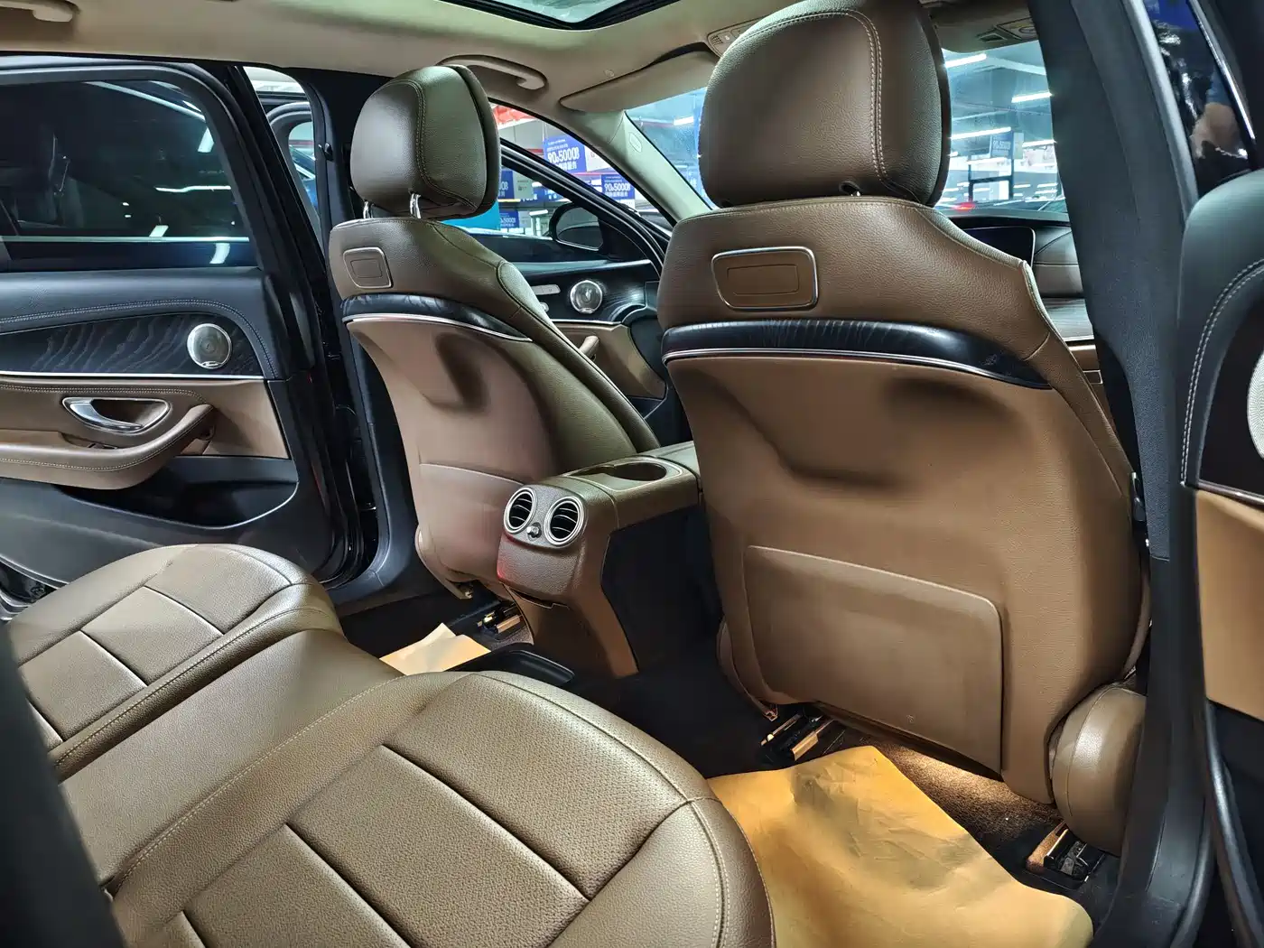Mercedes-Benz E-Class 2019 E 300 L Fashion фото 12