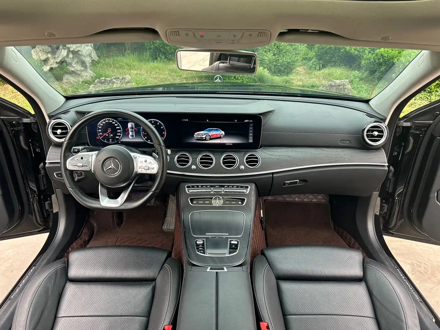 Mercedes-Benz E-Class 2020 Model E 260 L Sport фото 14