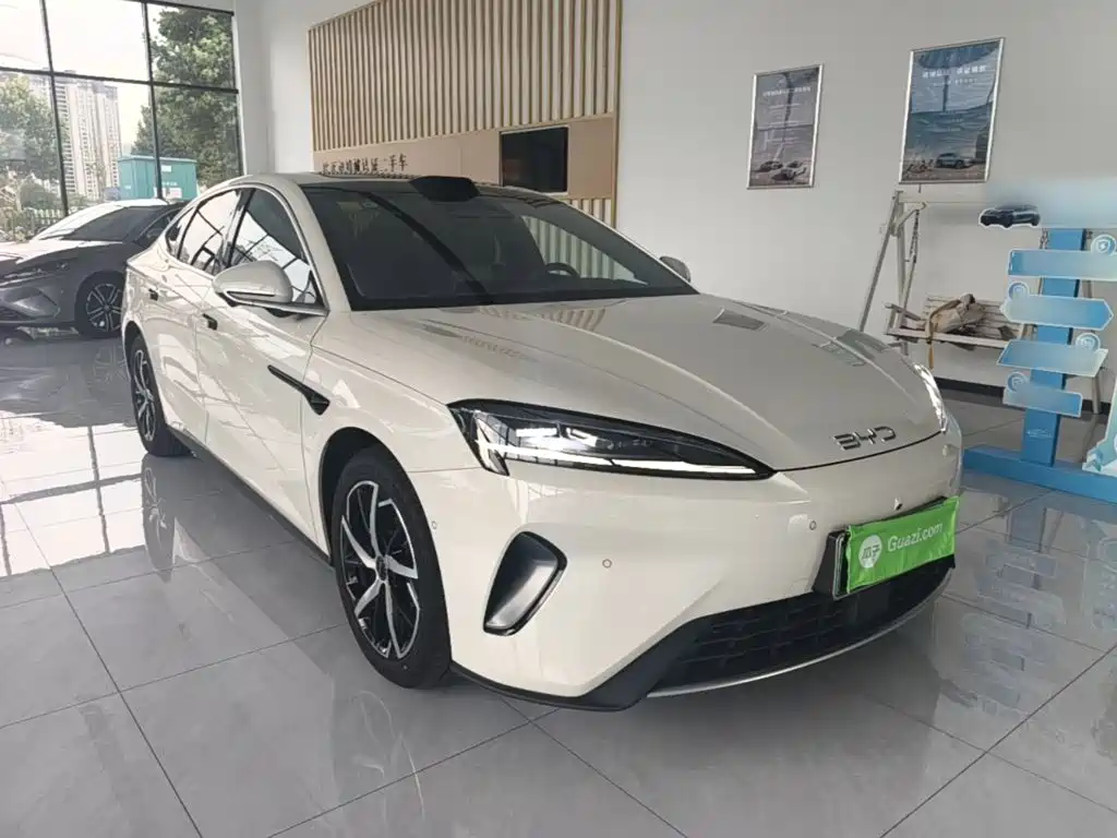 BYD Seal 07 DM-i 2025 2026 DM-i 1.5T 230km Flagship