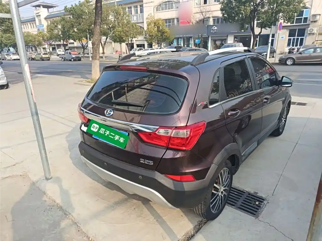 BAIC Changhe Q25 2016 2016 1.5L Manual Lehui Edition