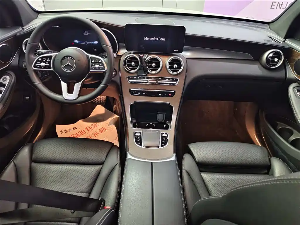Mercedes-Benz GLC 2020 GLC 300 L 4MATIC Dynamic фото 12