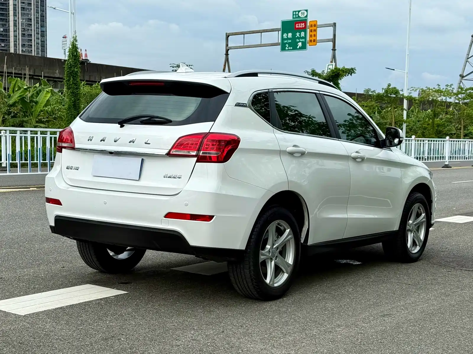 Фото 7 - Haval H2