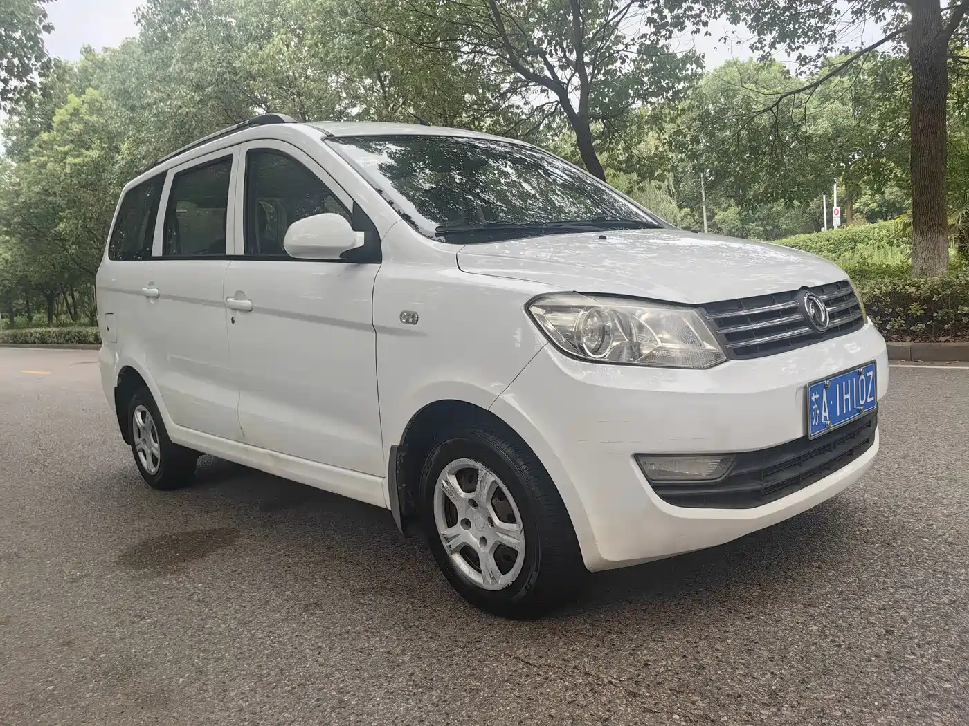 Dongfeng Fengguang Fengguang 330 2016 2014 1.5L Manual Comfort DK15-02