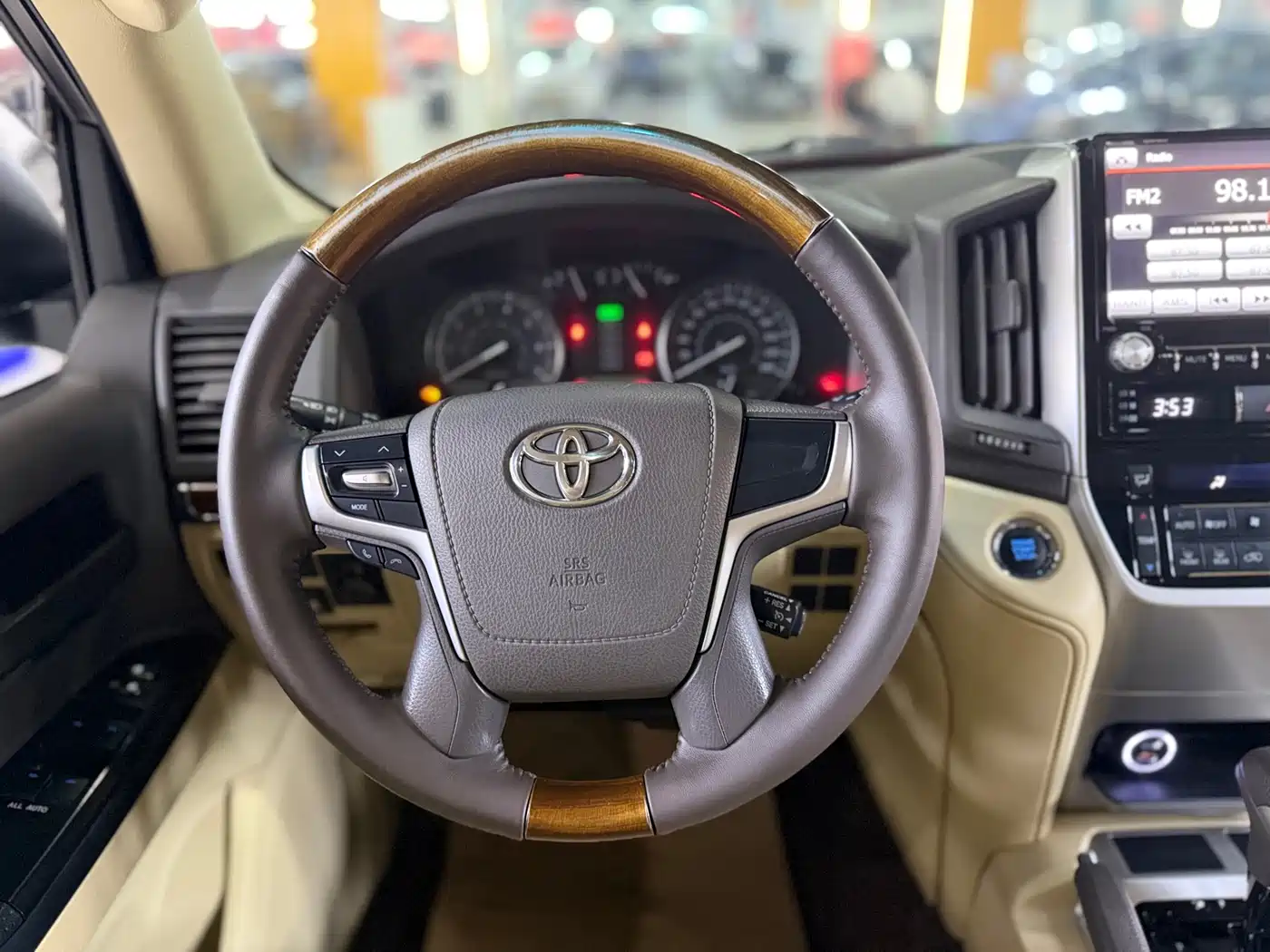 Toyota Land Cruiser (Import) фото 7