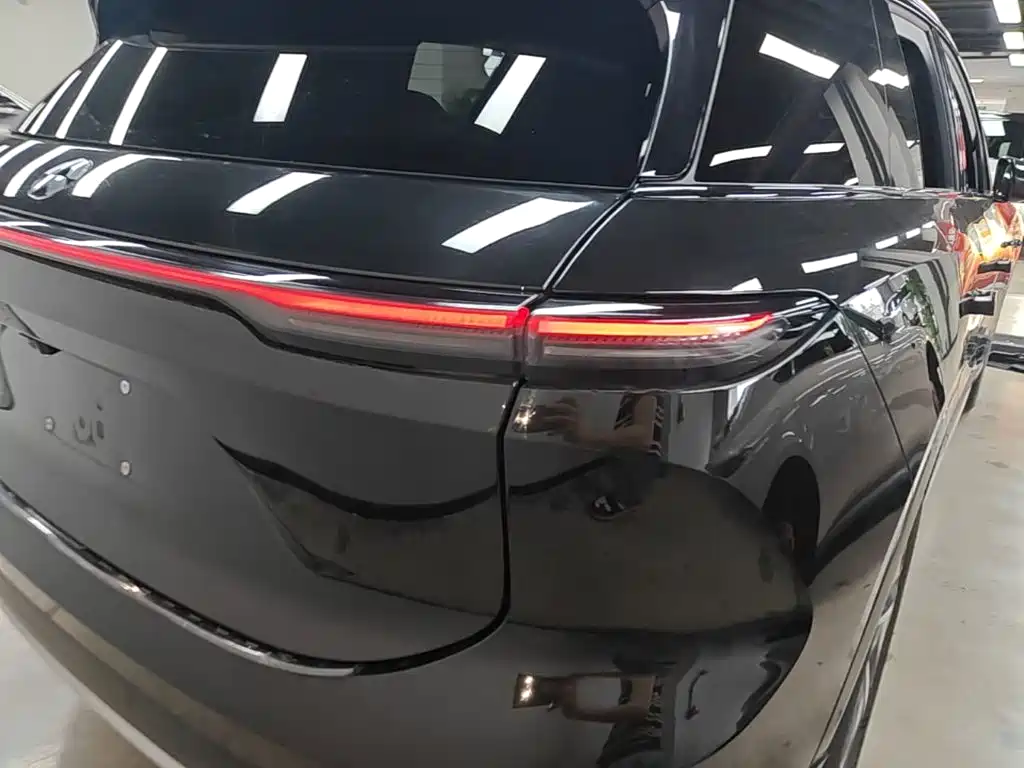 Фото 8 - NIO ES6