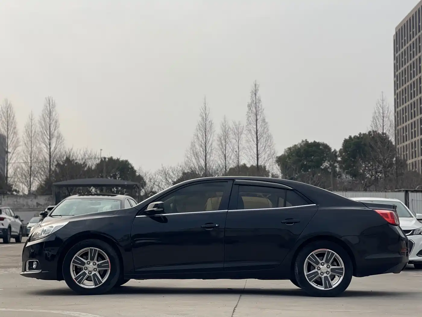 Chevrolet Malibu 2012 2.0L Automatic Comfort Edition фото 12