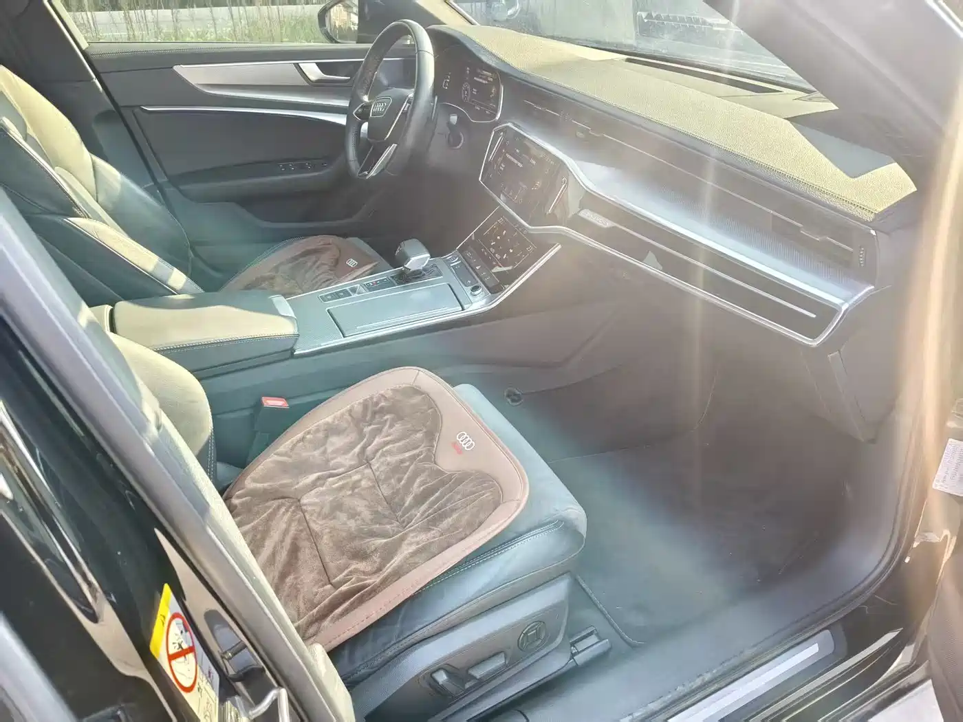 Audi A6L 2019 40 TFSI Luxury Dynamic фото 10