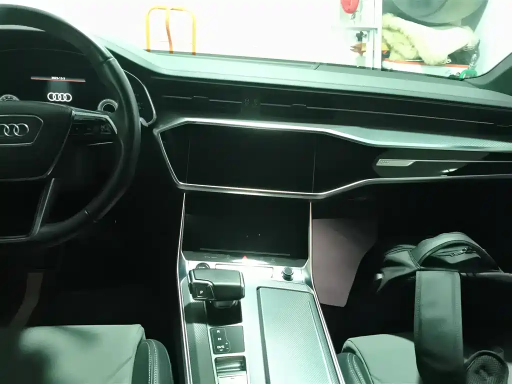 Audi A6L 2023 Facelift 45 TFSI Premium Dynamic фото 13