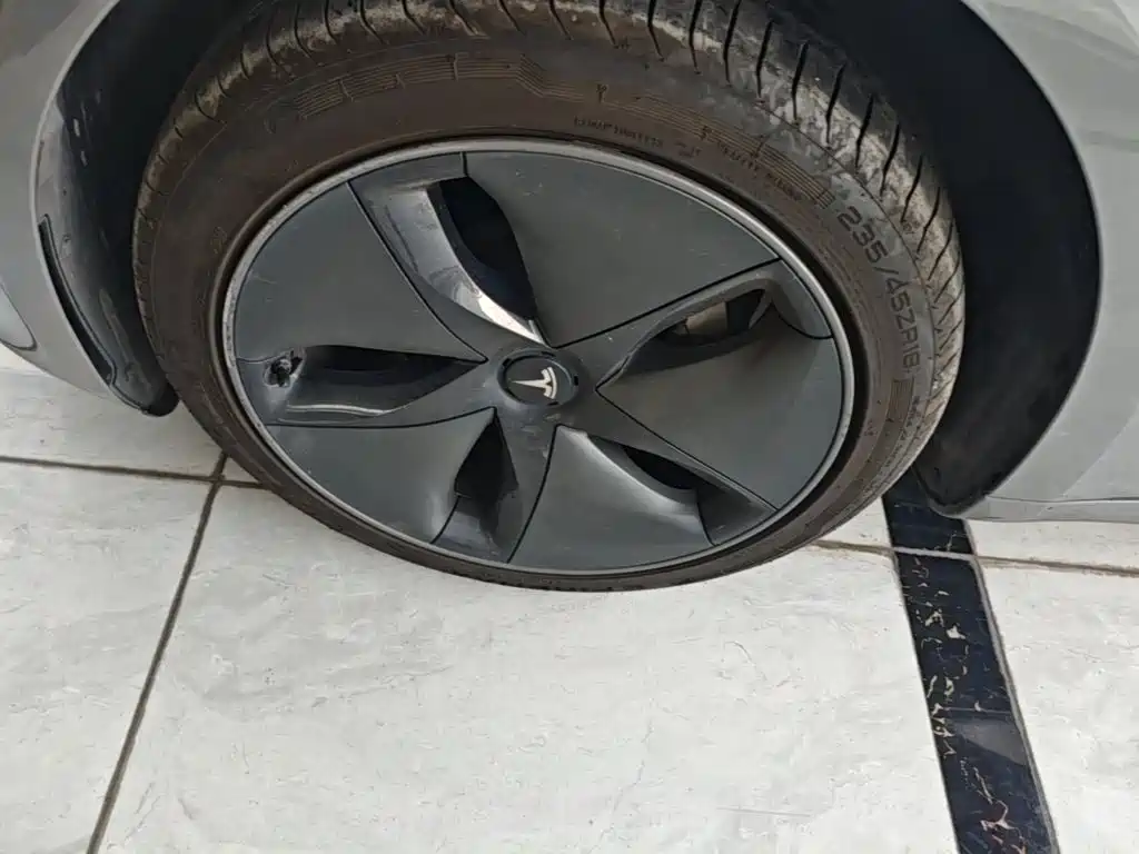 Tesla Model 3 2020 2020 Standard Range Rear-Wheel Drive Upgrade