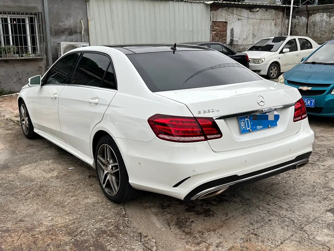 Mercedes-Benz E-Class 2015 Facelift E 260 L Luxury фото 6