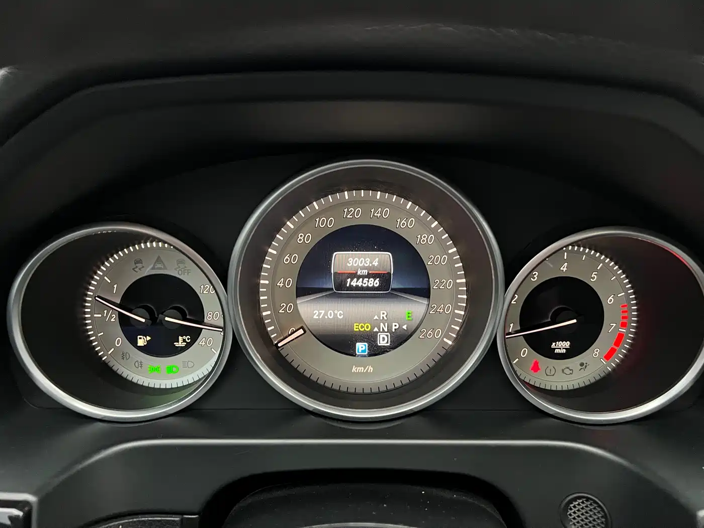 Mercedes-Benz E-Class 2015 Facelift E 260 L Luxury фото 18