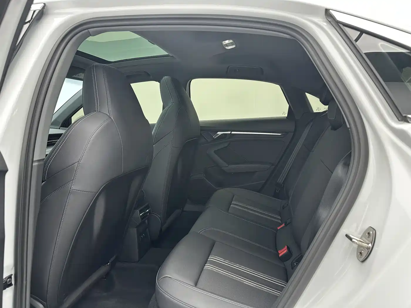 Audi A3 2022 A3L Limousine 35 TFSI Style Sport фото 6