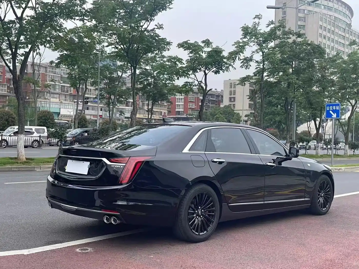 CADILLAC CT6