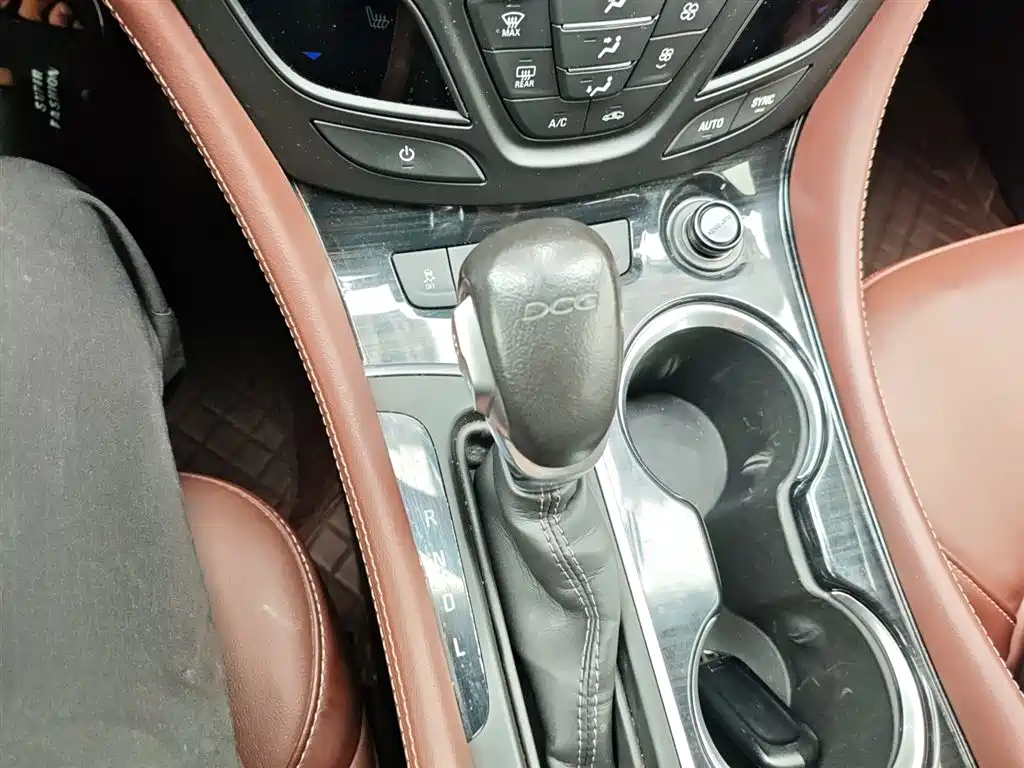 Buick Envision Plus 2021 532T FWD Elite Trim фото 6