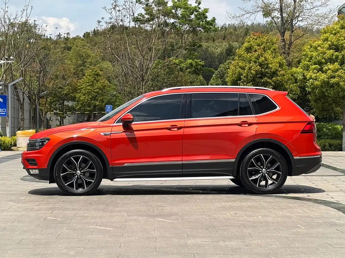 Volkswagen Tiguan L 2017 380TSI Automatic 4WD Ultimate Flagship Edition фото 4