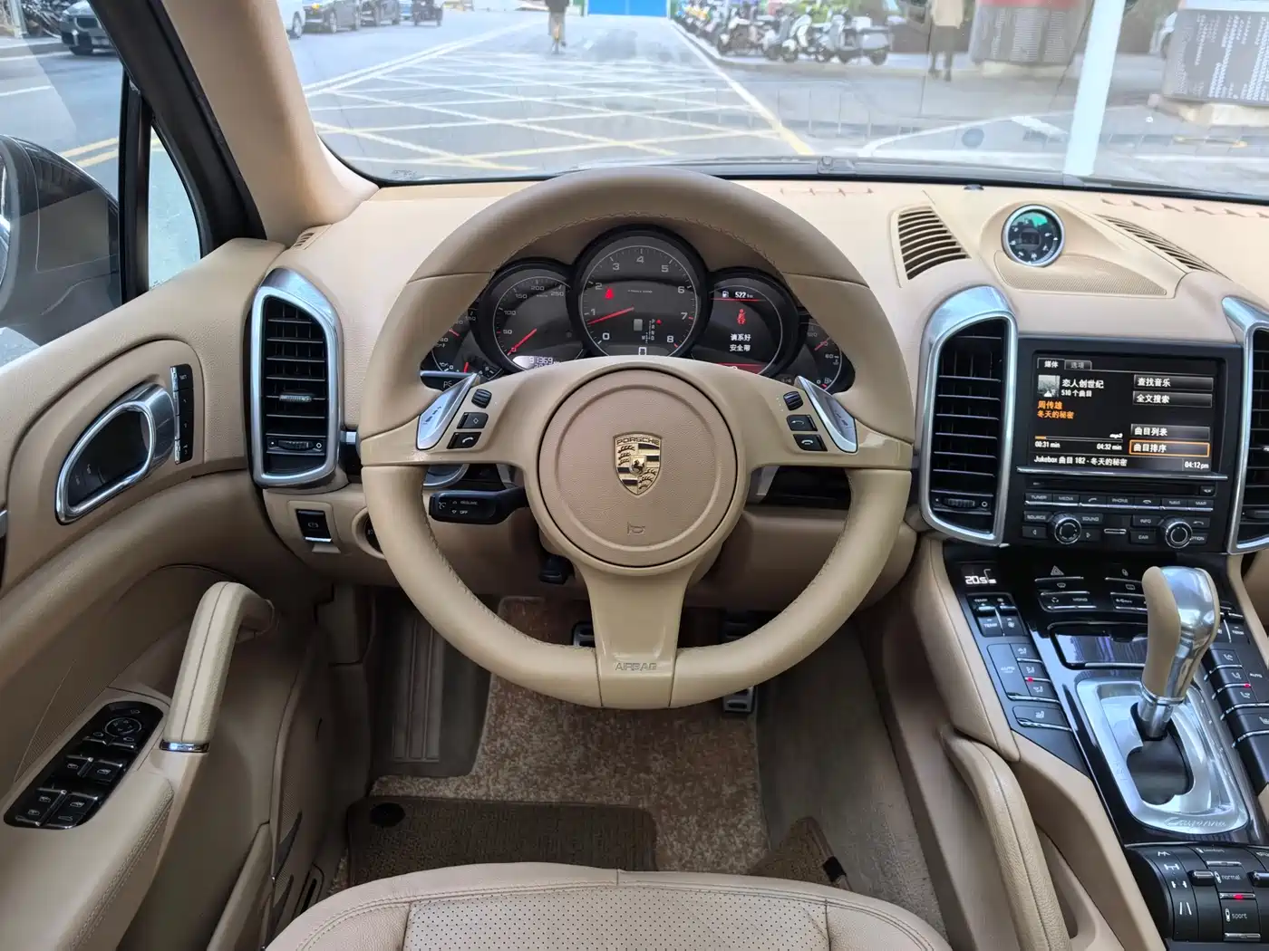 Porsche Cayenne 2011 Cayenne 3.0T фото 11