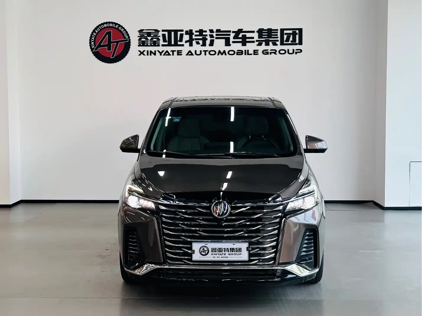 Фото 2 - Buick GL8