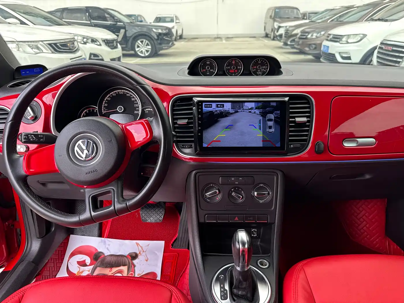 Volkswagen Beetle 2013 1.4TSI Fender Rock Edition фото 8