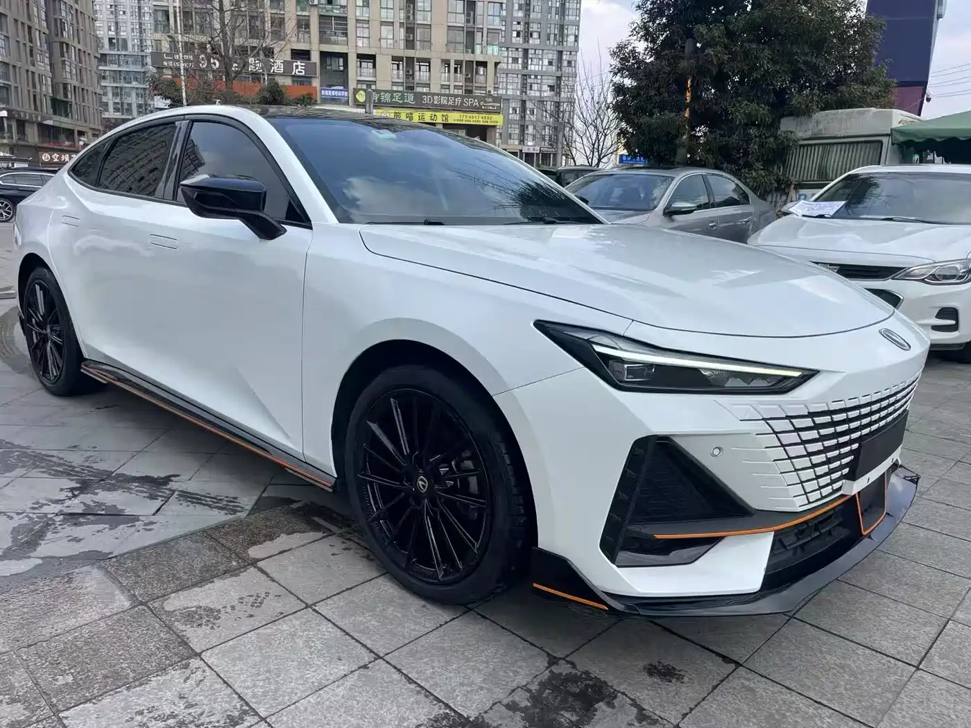 CHANGAN UNI-V